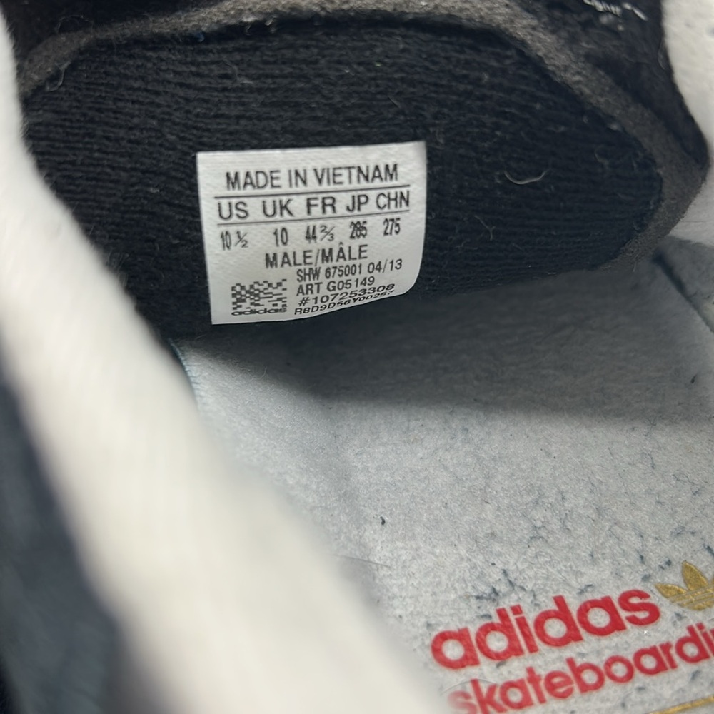 Navy Blue Adidas Busentiz Size 10.5 gold stripe - Picture 8 of 9